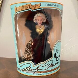 BARBIE 1993 MARILYN MONROE Doll Collectors Series Fur Fantasy Marilyn